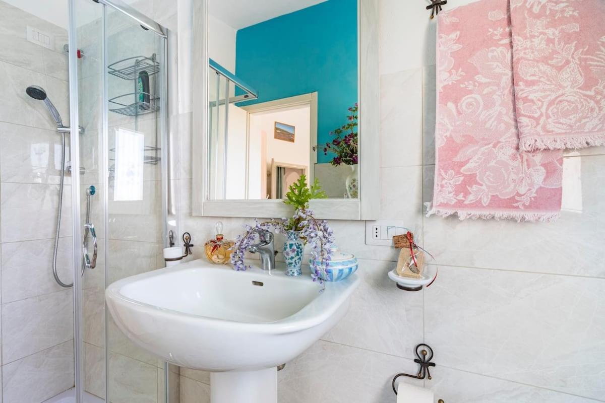 Insula -- Telti Hotel Ngoại thất bức ảnh